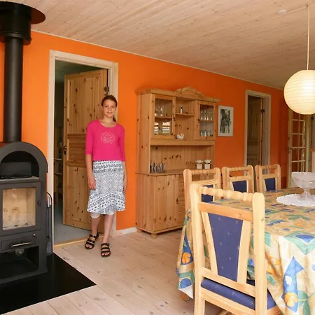 Semesterbostad 8 Person In Rodby *