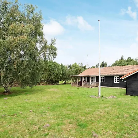 Дом отдыха 8 Person In Rodby-by Traum *