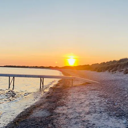 8 Person In Rodby-by Traum * Kramnitse