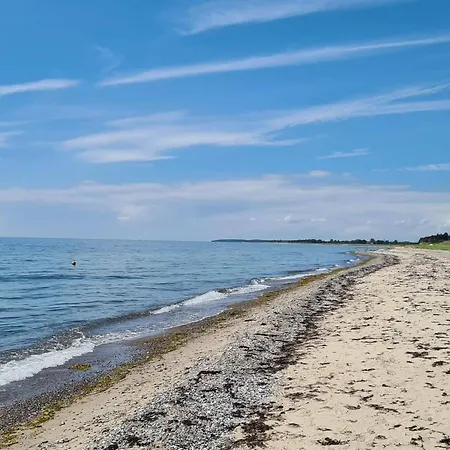 Дом отдыха 8 Person In Rodby-by Traum *