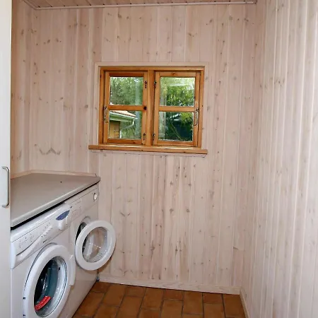 Holiday home 8 Person In R Dby Kramnitse